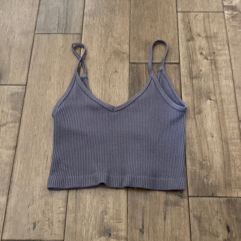 grey/purple crop top (size M)